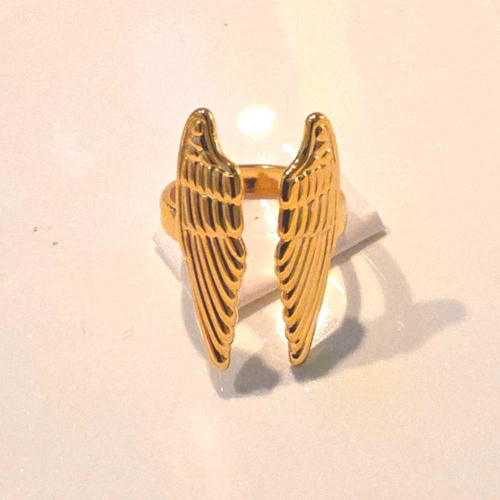 New! Wing Wrap Ring  18k Gold Stainless Steel Adjustable Ring 6 7 8 9 10 NWOT